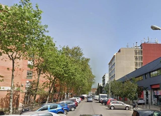 1 soveværelse Lejlighed til salg i Badalona - € 96.600 (Ref: 9524318)