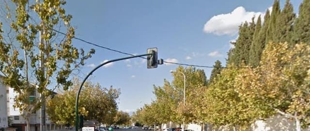 3 makuuhuone Asunto myytävänä paikassa Granada kaupunki - 45 000 € (Ref: 9527716)