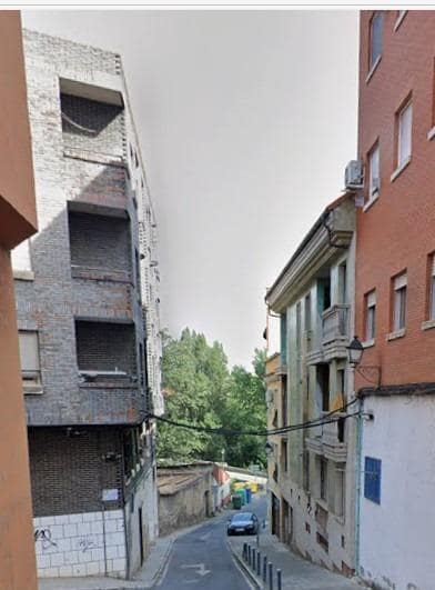 5 slaapkamer Appartement te koop in Plasencia - € 60.000 (Ref: 9533776)