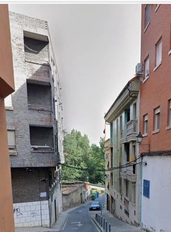 Apartamento de 5 habitaciones en Plasencia en venta - 60.000 € (Ref: 9533776)