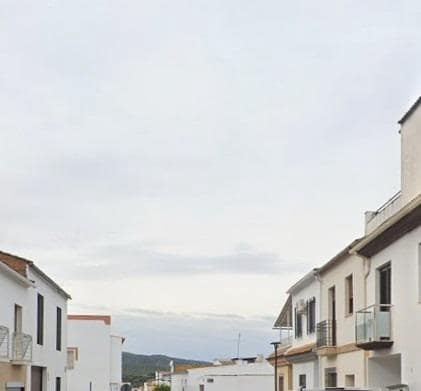 Piso de 5 habitaciones en Nueva Carteya en venta - 59.000 € (Ref: 9533779)