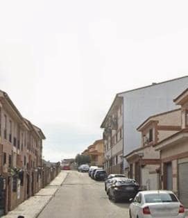 4 bedroom Apartment for sale in Las Ventas de Retamosa with pool - € 129,750 (Ref: 9541145)