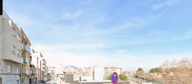 2 bedroom Flat for sale in Terrassa - € 139,000 (Ref: 9543662)