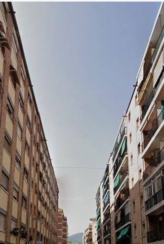 3 bedroom Flat for sale in Terrassa - € 149,000 (Ref: 9543663)