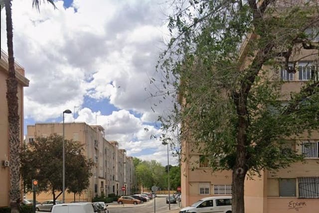 3 makuuhuone Asunto myytävänä paikassa El Grau, Valencia kaupunki - 99 000 € (Ref: 9543678)