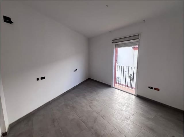 3 Zimmer Wohnung zu verkaufen in Pedro Abad - 70.000 € (Ref: 9548229)