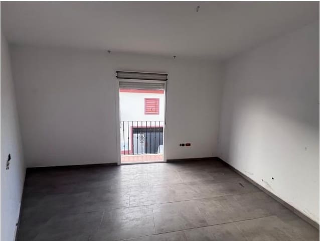 3 Zimmer Wohnung zu verkaufen in Pedro Abad - 70.000 € (Ref: 9548229)