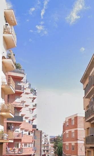 2 soveværelse Lejlighed til salg i Santa Margarida de Montbui - € 96.000 (Ref: 9555866)