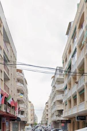 Comercial para venda em Torrevieja - 109 000 € (Ref: 9565285)