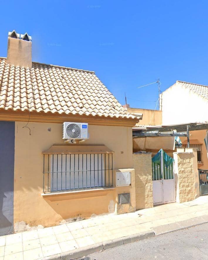 3 bedroom Apartment for sale in Villanueva del Rio y Minas - € 58,000 (Ref: 9586544)