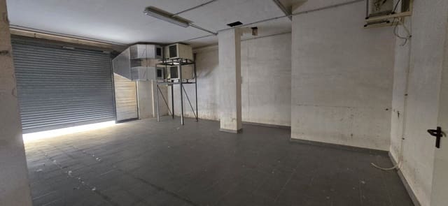 Commercieel te koop in Olesa de Montserrat - € 297.500 (Ref: 9308862)