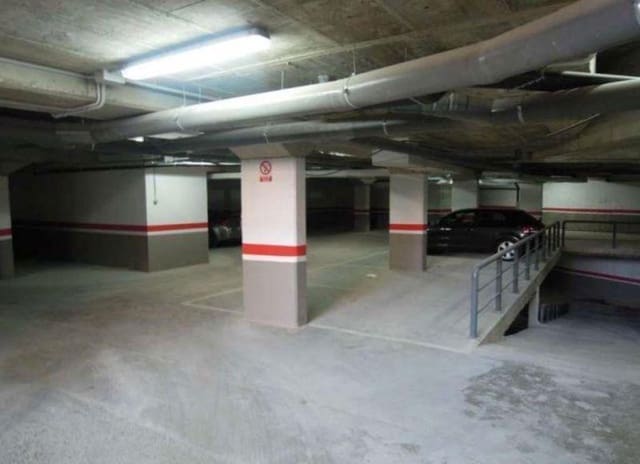 Garage till salu i Sant Boi de Llobregat - 13 500 € (Ref: 9308925)