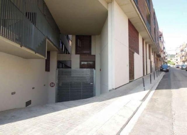 Garage till salu i Sant Boi de Llobregat - 13 500 € (Ref: 9308925)