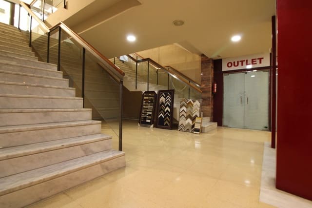 Erhverv til salg i Vilanova i la Geltrú - € 112.000 (Ref: 9308927)