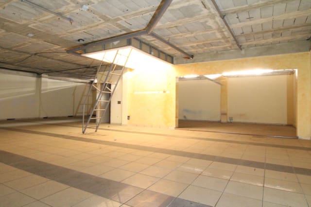 Erhverv til salg i Vilanova i la Geltrú - € 112.000 (Ref: 9308927)