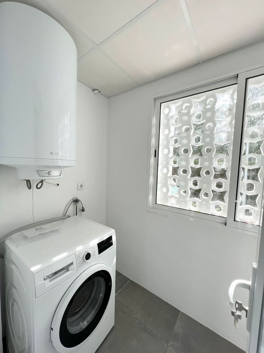 3 slaapkamer Appartement te huur in Costalita met zwembad garage - € 2.400 (Ref: 9920942)