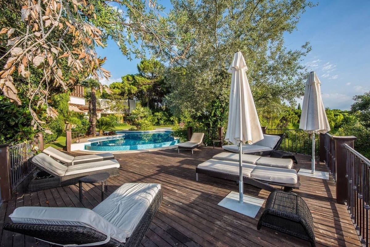 8 soverom Villa til salgs i La Zagaleta med svømmebasseng garasje - € 5 850 000 (Ref: 9920943)