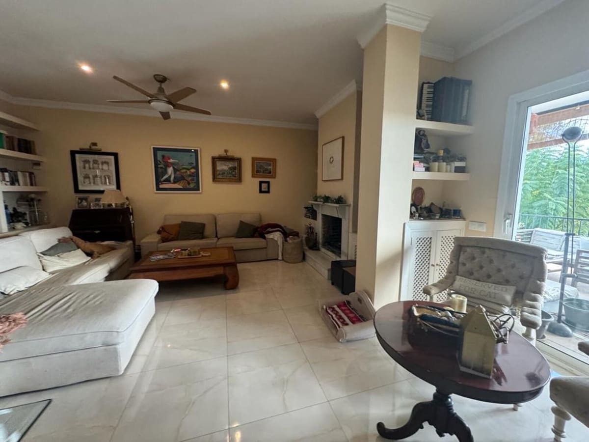 4 camera da letto Casa in vendita in Nueva Andalucia con piscina garage - 900.000 € (Rif: 9920948)