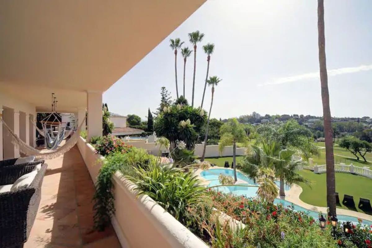 9 slaapkamer Villa voor vakantieverhuur in Benahavis met zwembad garage - € 14.500 (Ref: 9920951)