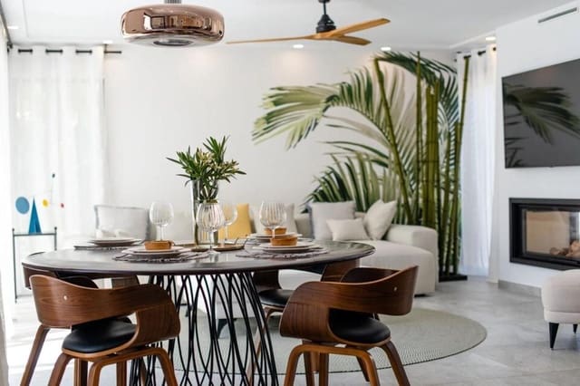 6 slaapkamer Villa voor vakantieverhuur in Nueva Andalucía Centro, Marbella met zwembad garage - € 7.000 (Ref: 9920954)