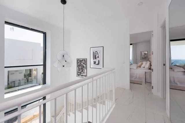 4 sypialnia Willa do wynajęcia w Torreguadiaro - San Diego, San Roque z basenem garażem - 5 500 € (Ref: 9920955)