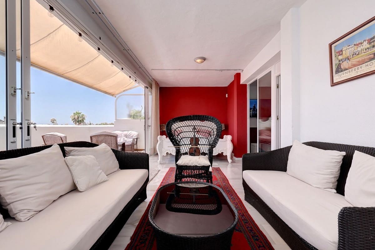 4 slaapkamer Huis te huur in Marbella met zwembad garage - € 2.500 (Ref: 9920957)