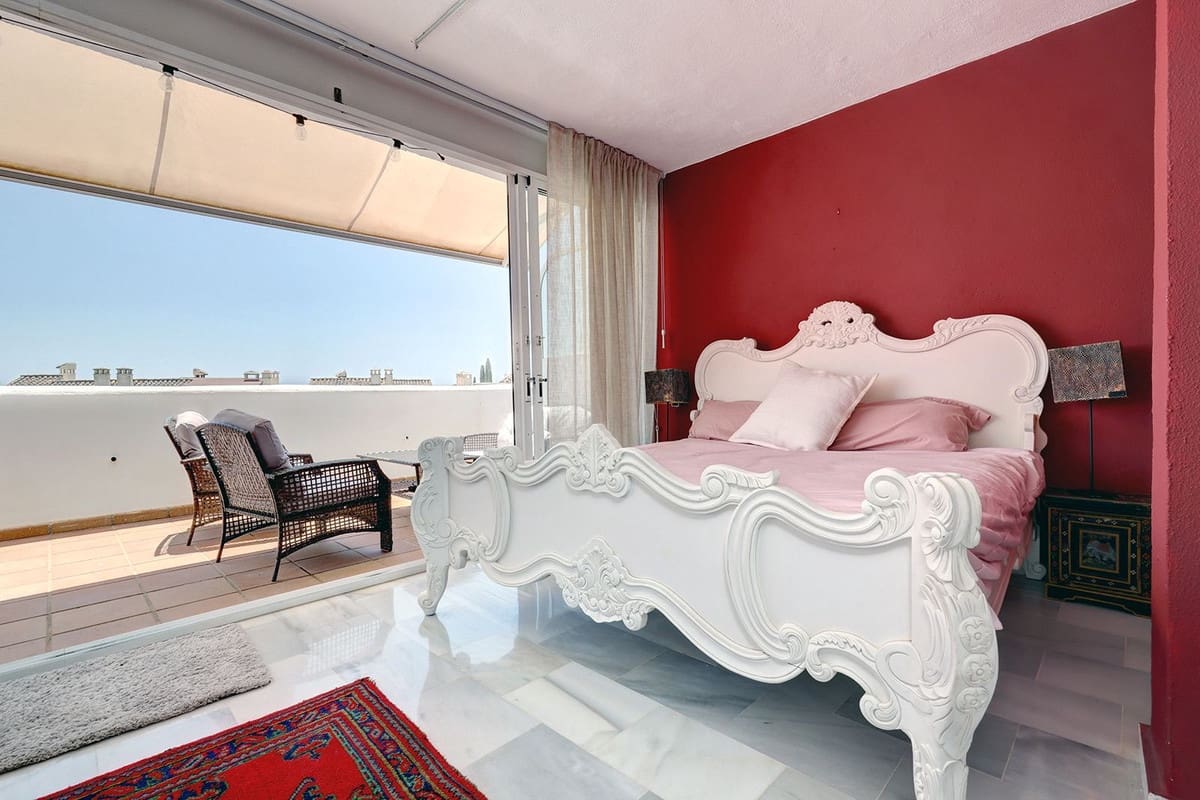 4 slaapkamer Huis te huur in Marbella met zwembad garage - € 2.500 (Ref: 9920957)