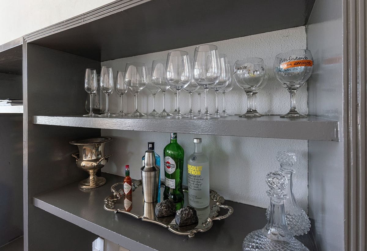 4 slaapkamer Huis te huur in Marbella met zwembad garage - € 2.500 (Ref: 9920957)