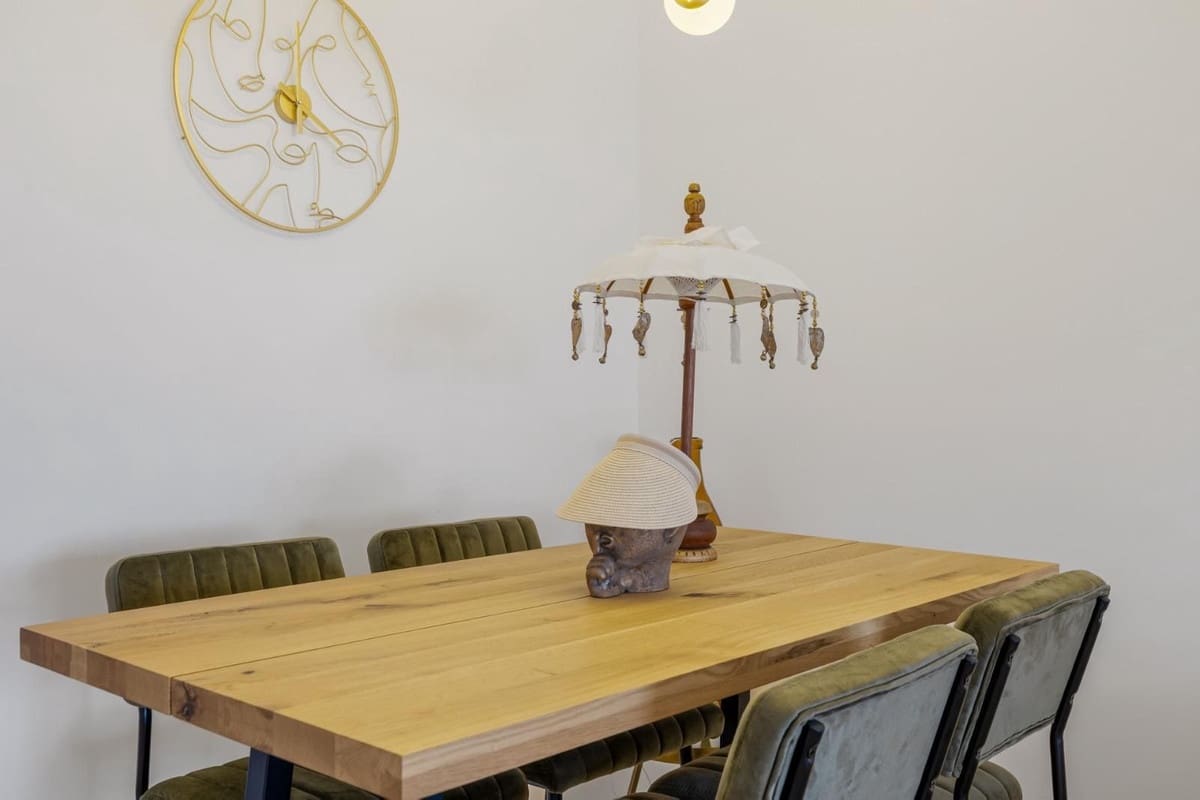 2 sovrum Lägenhet att hyra i Estepona med pool garage - 2 300 € (Ref: 9920958)