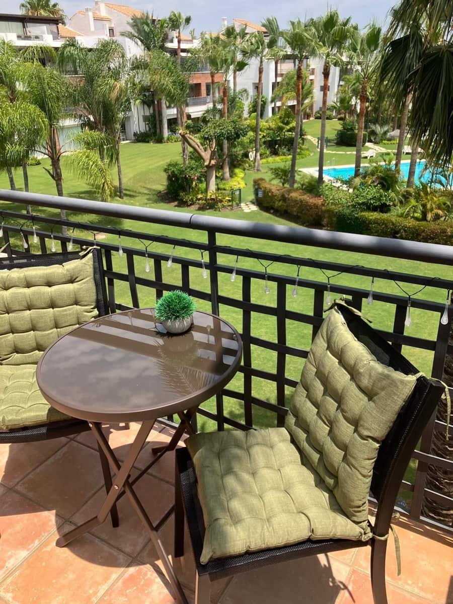 2 sovrum Lägenhet att hyra i Estepona med pool garage - 2 300 € (Ref: 9920958)