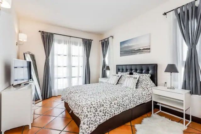 4 Zimmer Haus zu vermieten in Benahavís pueblo, Benahavís mit Pool Garage - 3.000 € (Ref: 9920959)