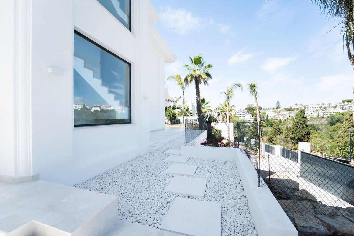 6 camera da letto Villa in vendita in Golden Mile con piscina garage - 6.400.000 € (Rif: 9920966)