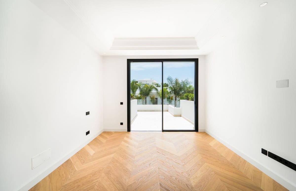 6 camera da letto Villa in vendita in Golden Mile con piscina garage - 6.400.000 € (Rif: 9920966)