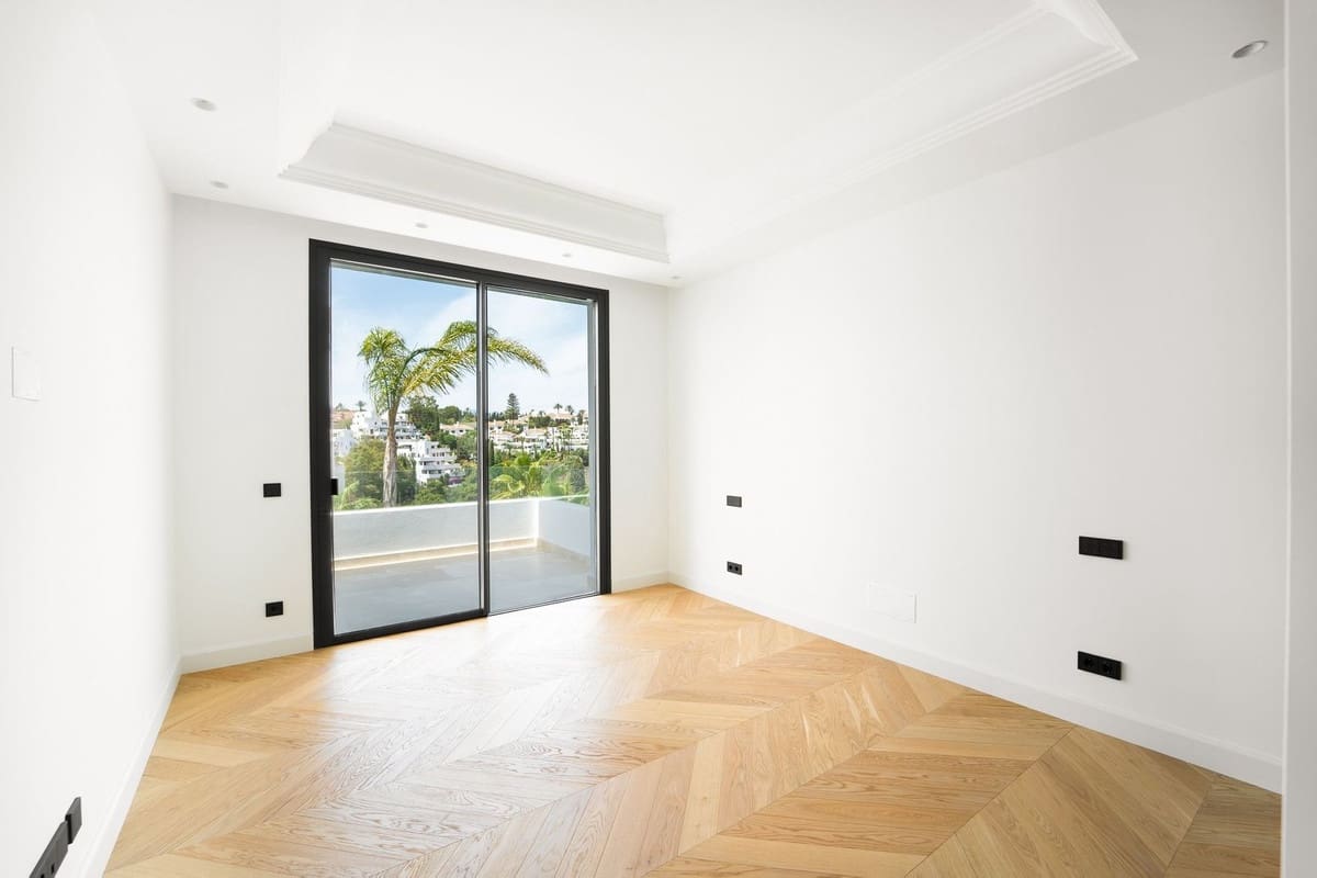 6 camera da letto Villa in vendita in Golden Mile con piscina garage - 6.400.000 € (Rif: 9920966)