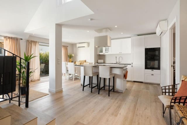 3 camera da letto Casa in vendita in Aloha Golf, Marbella con piscina garage - 895.000 € (Rif: 9920967)