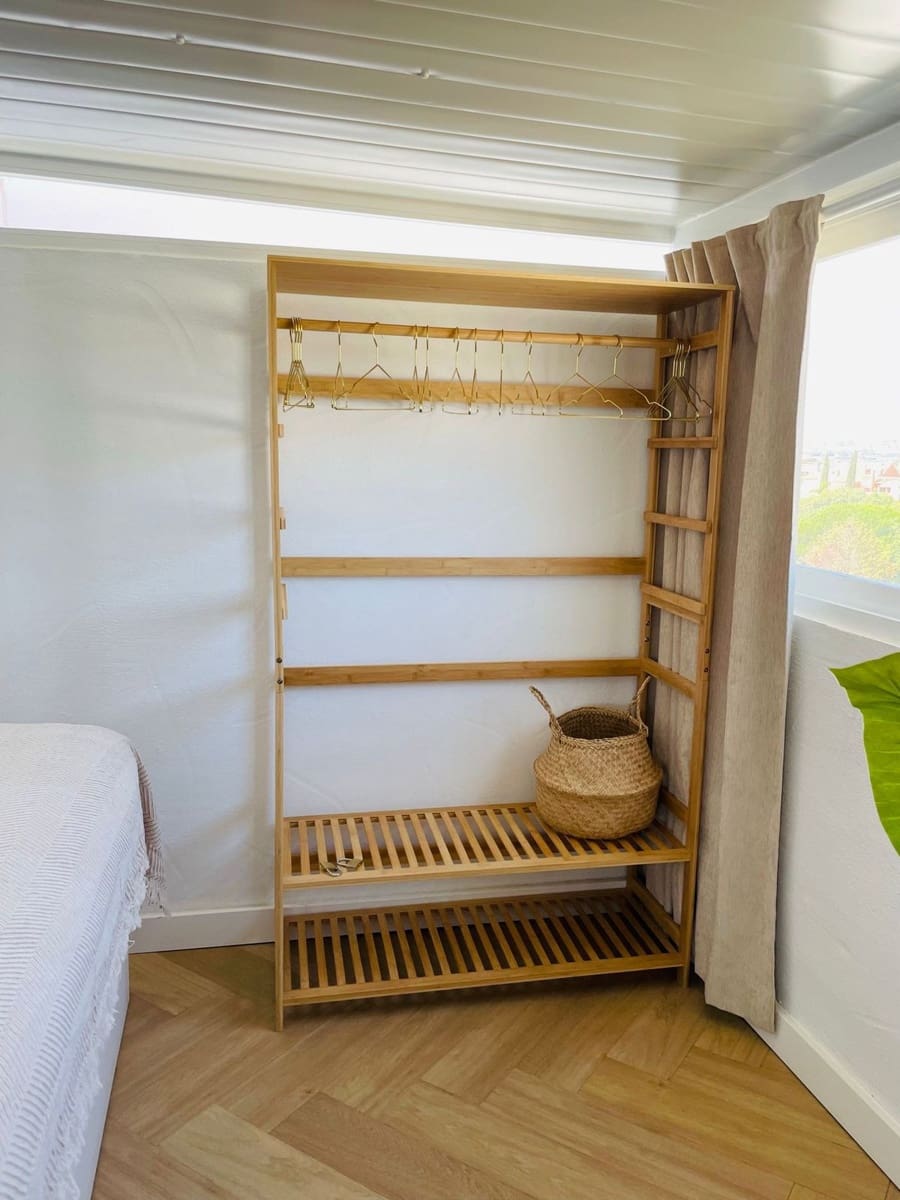 2 slaapkamer Appartement voor vakantieverhuur in Nueva Andalucia met zwembad garage - € 1.200 (Ref: 9920970)