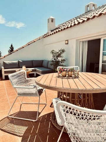 2 slaapkamer Appartement voor vakantieverhuur in Nueva Andalucía Centro, Marbella met zwembad garage - € 1.200 (Ref: 9920970)