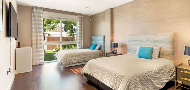 7 chambre Villa/Maison à vendre à Aloha Golf, Marbella avec piscine garage - 5 200 000 € (Ref: 9920971)