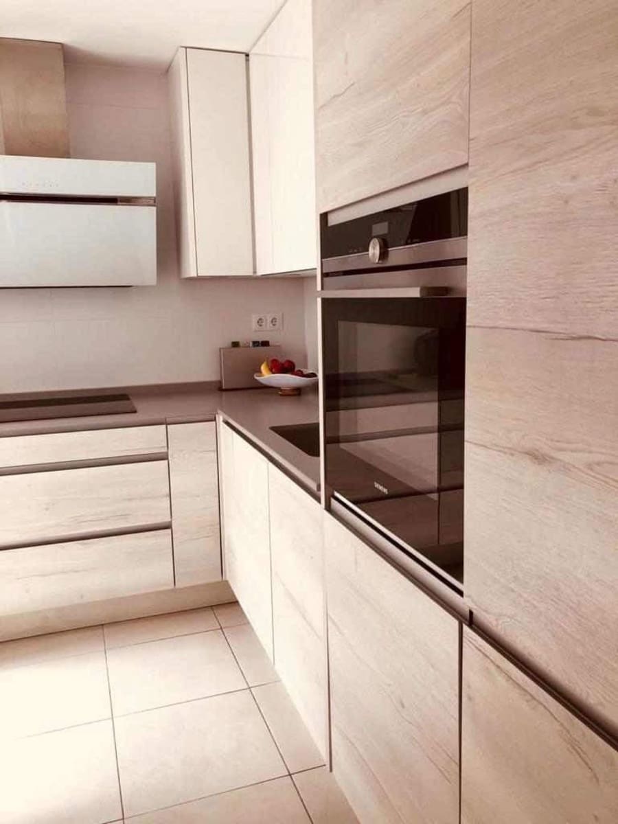 3 sovrum Lägenhet att hyra i Nueva Andalucia med pool garage - 2 400 € (Ref: 9920972)
