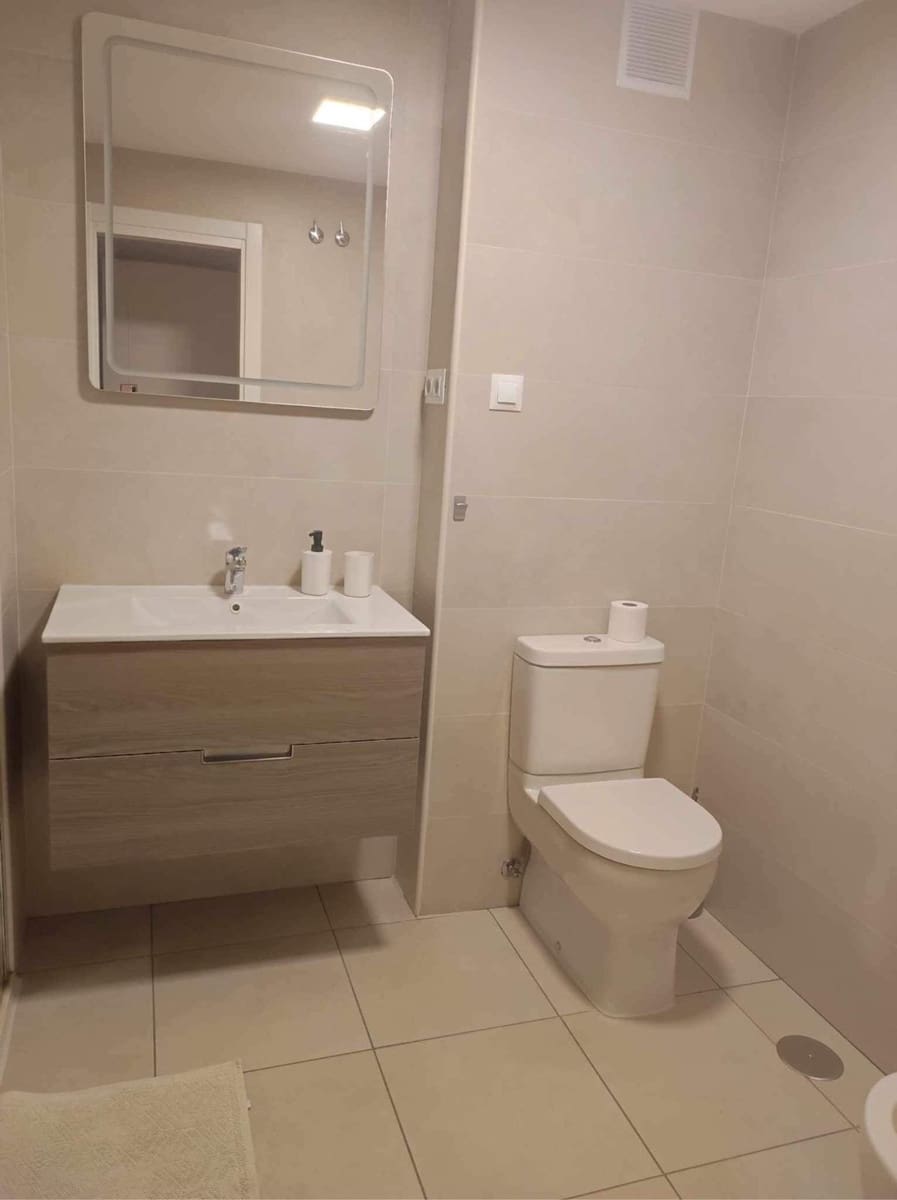 3 sovrum Lägenhet att hyra i Nueva Andalucia med pool garage - 2 400 € (Ref: 9920972)