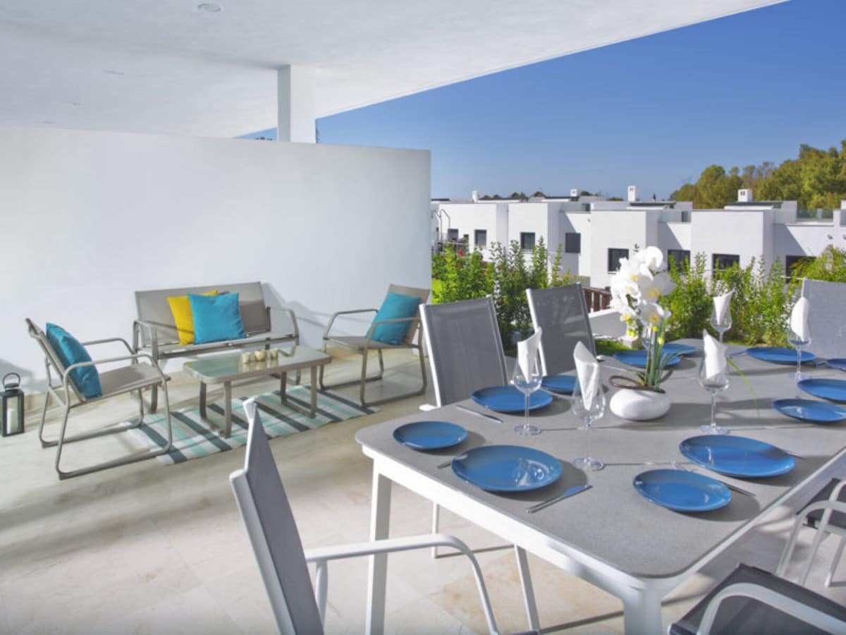 3 quarto Casa em Banda para arrendamento para férias em Golden Mile com piscina Garagem - 4 000 € (Ref: 9920974)