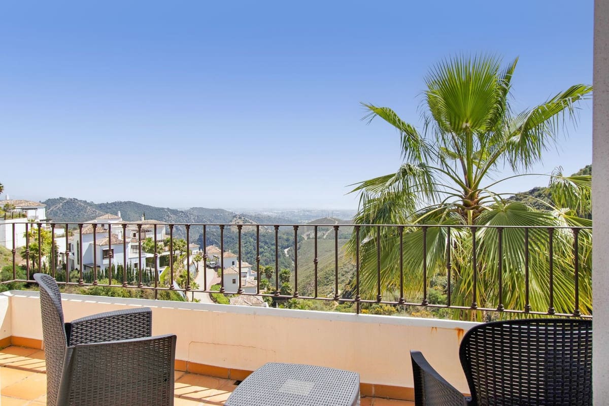 3 soveværelse Villa til salg i Benahavis med swimmingpool garage - € 1.100.000 (Ref: 9920975)