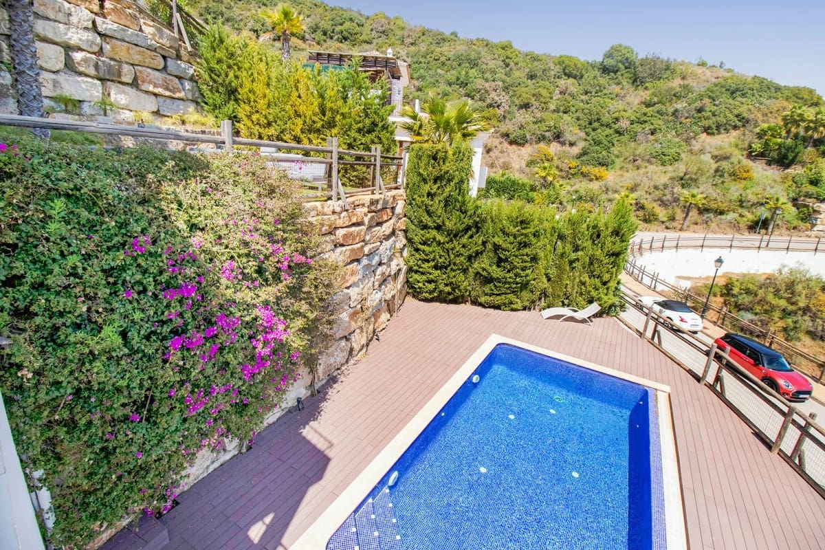 3 soveværelse Villa til salg i Benahavis med swimmingpool garage - € 1.100.000 (Ref: 9920975)