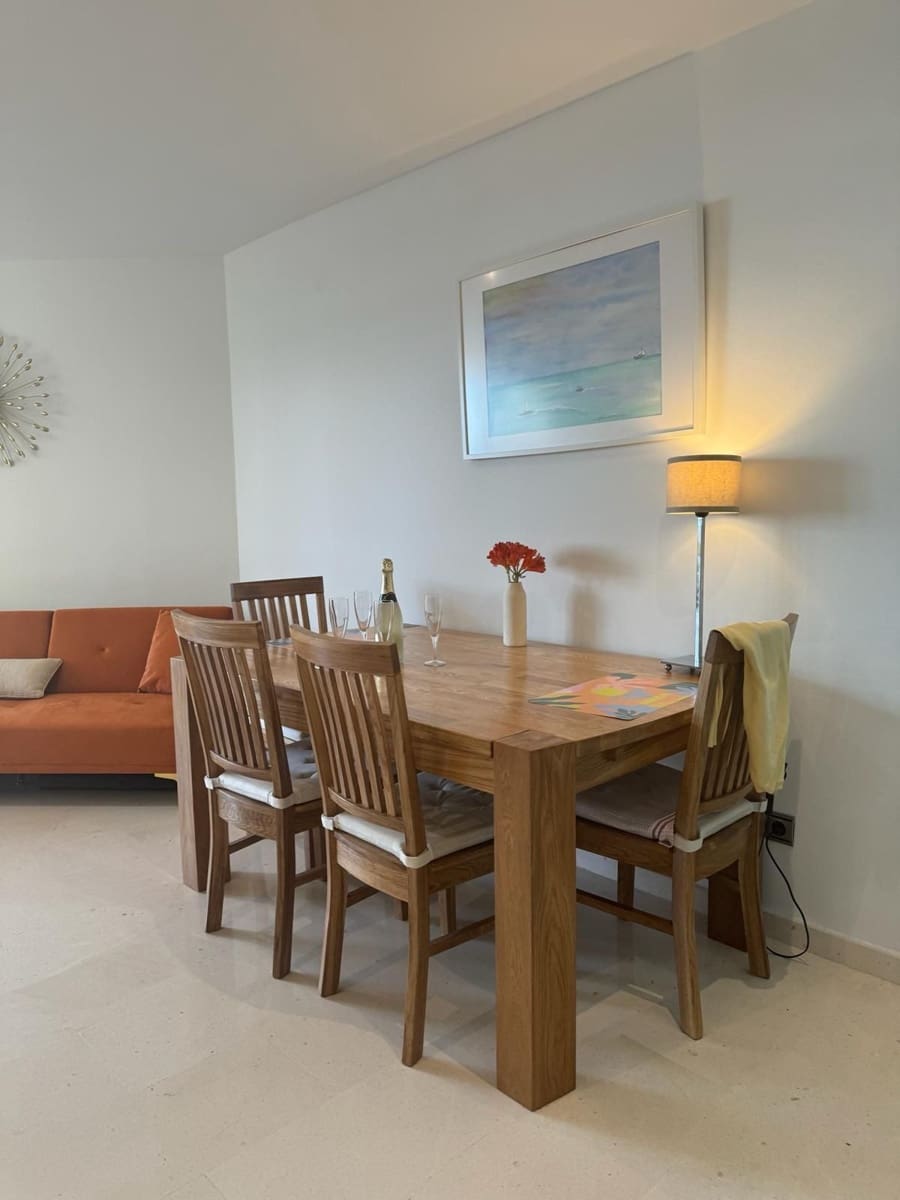 1 slaapkamer Appartement voor vakantieverhuur in Marbella met zwembad - € 700 (Ref: 9920979)