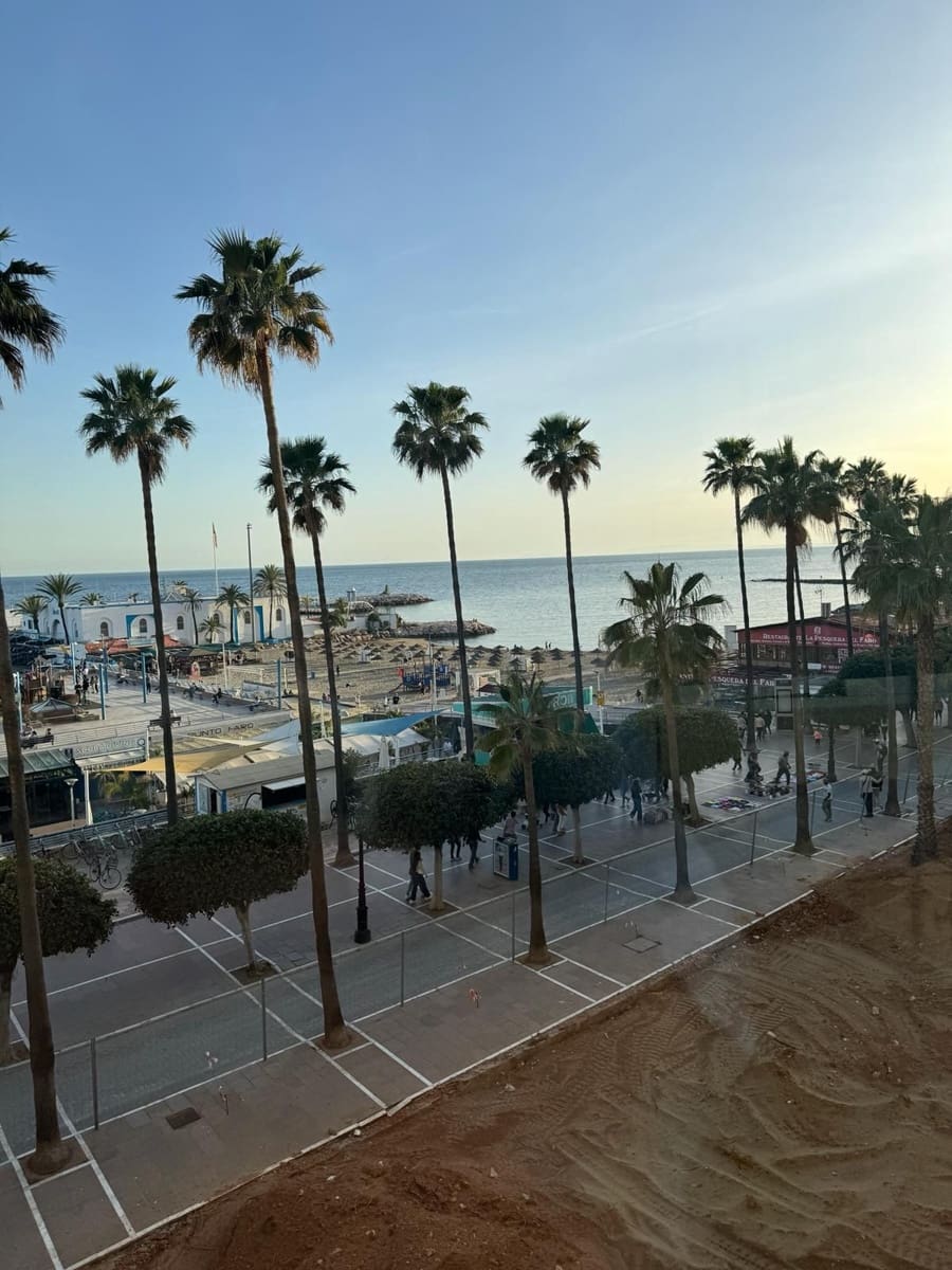 1 slaapkamer Appartement voor vakantieverhuur in Marbella met zwembad - € 700 (Ref: 9920979)