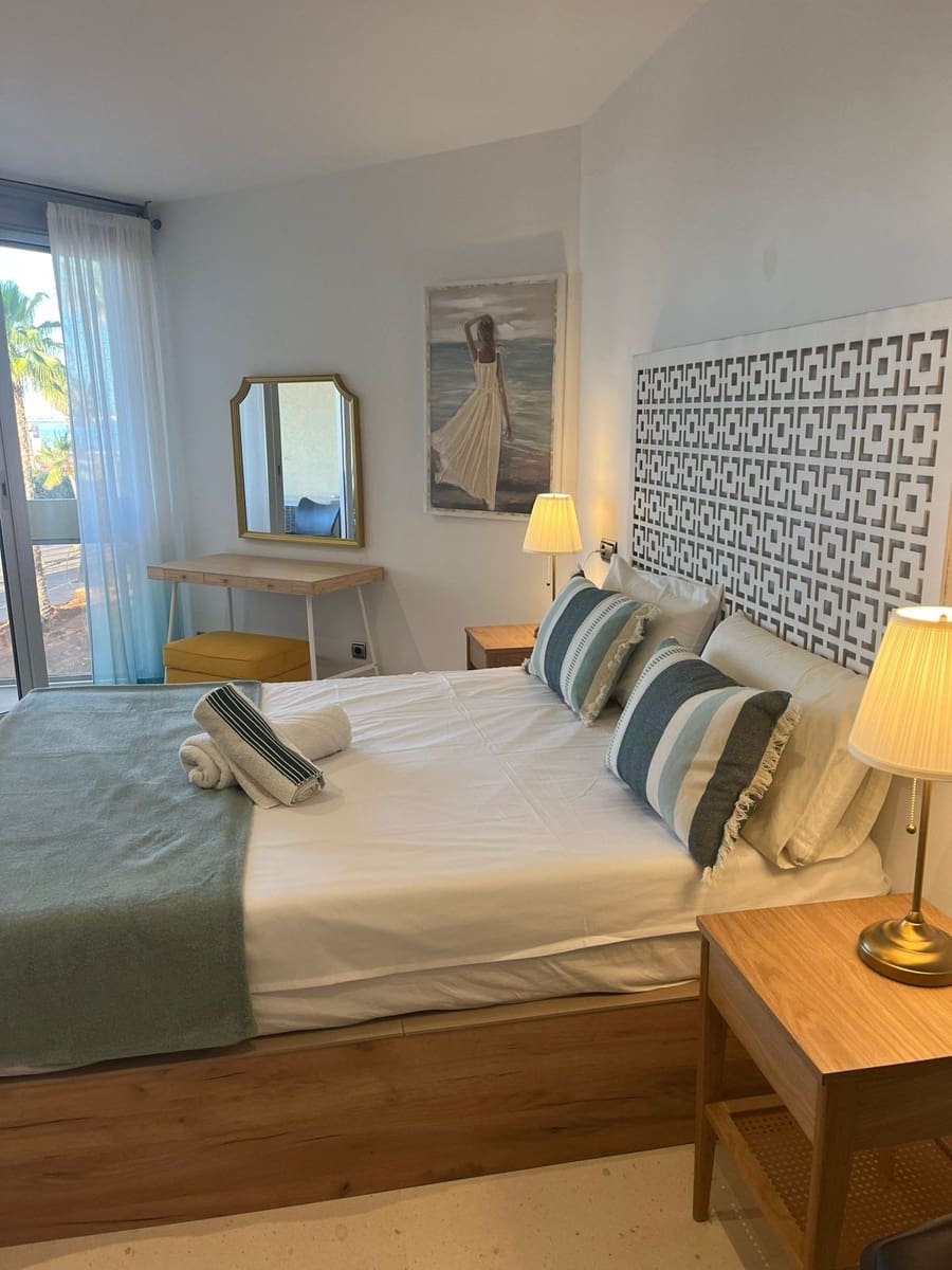 1 slaapkamer Appartement voor vakantieverhuur in Marbella met zwembad - € 700 (Ref: 9920979)