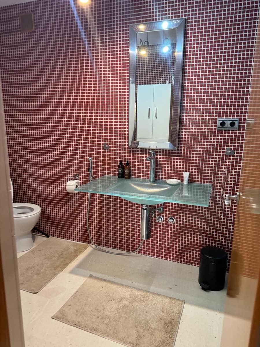 1 slaapkamer Appartement voor vakantieverhuur in Marbella met zwembad - € 700 (Ref: 9920979)