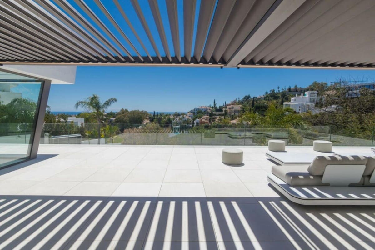 6 Zimmer Villa zu verkaufen in La Quinta mit Pool - 6.450.000 € (Ref: 9920980)