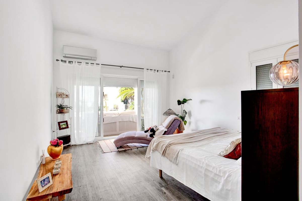 6 sypialnia Willa do wynajęcia w Marbesa z basenem garażem - 7 500 € (Ref: 9920986)