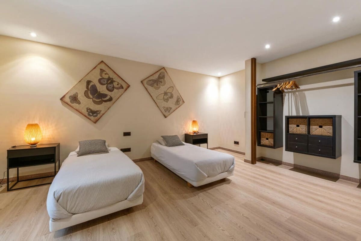 9 slaapkamer Villa te koop in Benahavis - € 3.850.000 (Ref: 9920987)